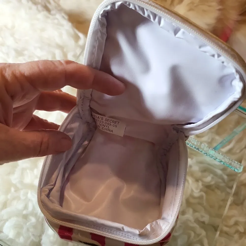 Victoria secrect Square bag